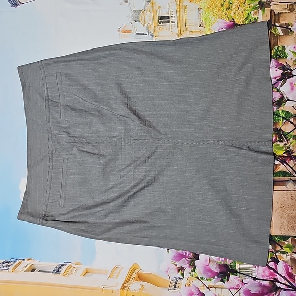Theory Gray Pencil‎ Skirt Size 8 - Picture 5 of 5